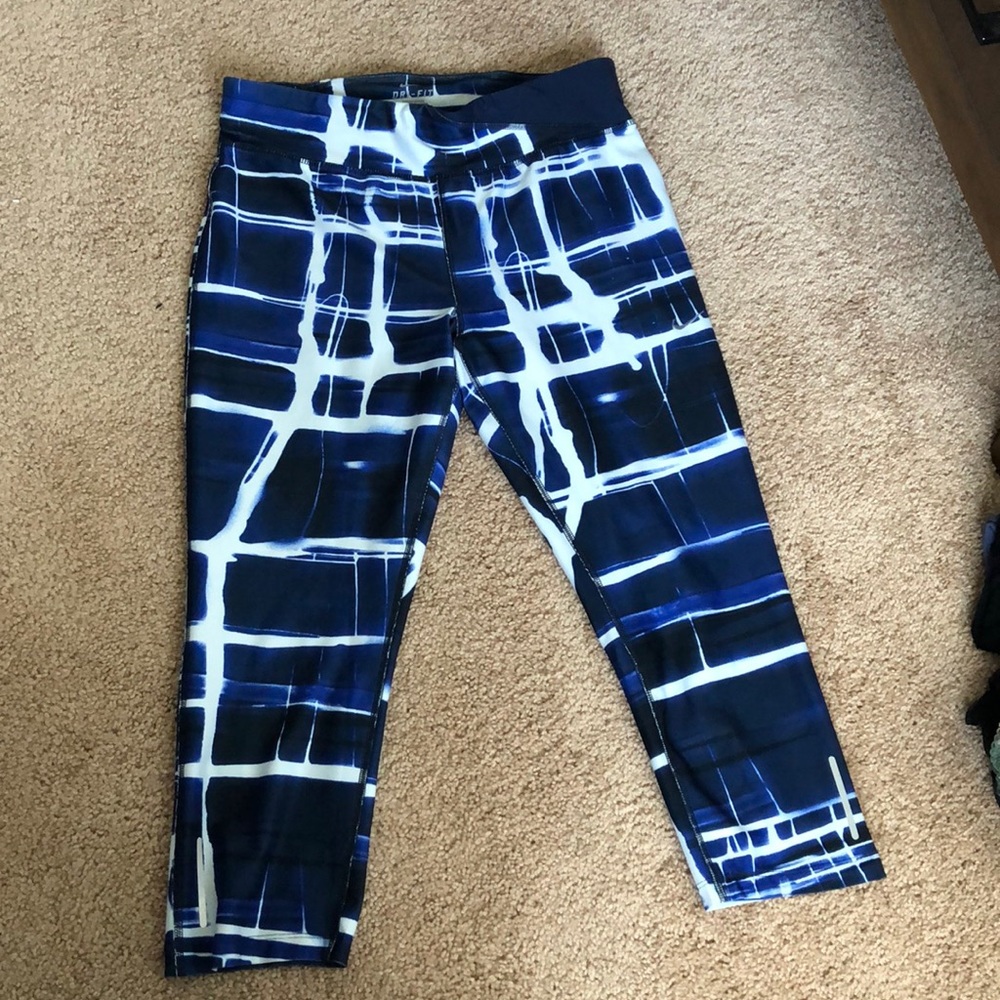 Nike running cropped tights
